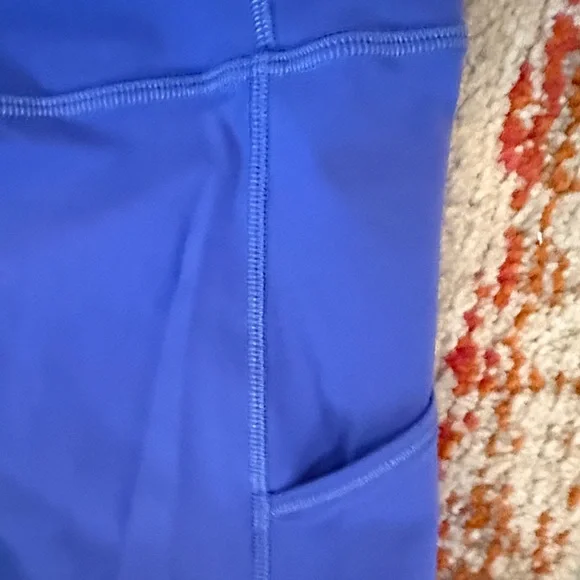 Light purple Lululemon High-Waisted Leggings - Picture 3 of 5